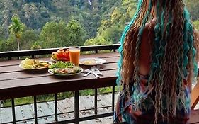 Minthu Homestay